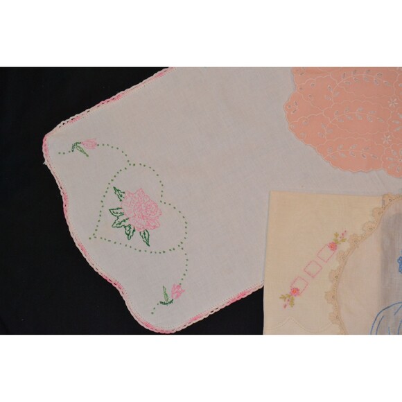 Vintage Linens Pretty Vanity Dresser Collection of Six Fresh Pieces - Picture 4 of 5